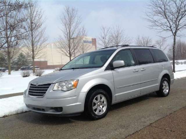 Chrysler Town and Country 2008 photo 0